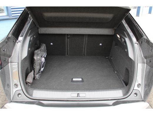 Peugeot 3008 1.2 Hybrid 136 GT Matrix-Koplampen | Stoel/Stuur Verwarming | Adaptive Cruise Control | Sfeerverl... ActivLease financial lease