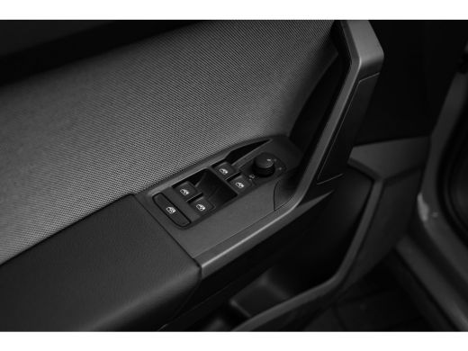 Seat Arona 1.0 EcoTSI FR Business Connect | Achteruitrijcamera | Afneembare trekhaak. | Armsteun voor ActivLease financial lease
