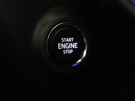 Skoda Enyaq iV 60 | 68.900km NAP | Sfeerverlichting | Carplay | Half leder | Navigatie | Full LED | Chroom Pack ... ActivLease financial lease