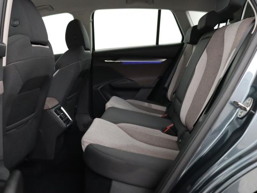 Skoda Enyaq iV 60 | 68.900km NAP | Sfeerverlichting | Carplay | Half leder | Navigatie | Full LED | Chroom Pack ... ActivLease financial lease