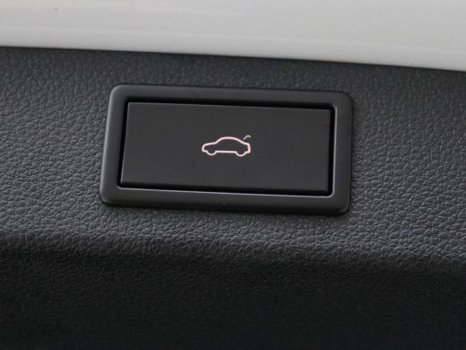 Skoda Kodiaq 1.5 TSI Sportline 7 Persoons | Panoramadak | Stoelverwarming | Trekhaak | Adaptive cruise | Carpl... ActivLease financial lease