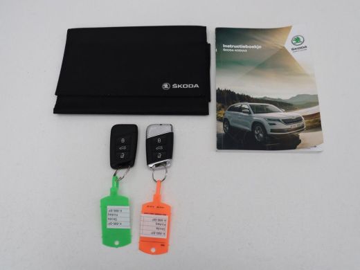 Skoda Kodiaq 1.5 TSI Sportline 7 Persoons | Panoramadak | Stoelverwarming | Trekhaak | Adaptive cruise | Carpl... ActivLease financial lease