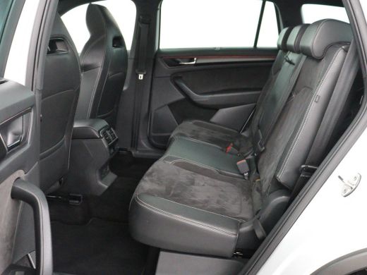 Skoda Kodiaq 1.5 TSI Sportline 7 Persoons | Panoramadak | Stoelverwarming | Trekhaak | Adaptive cruise | Carpl... ActivLease financial lease