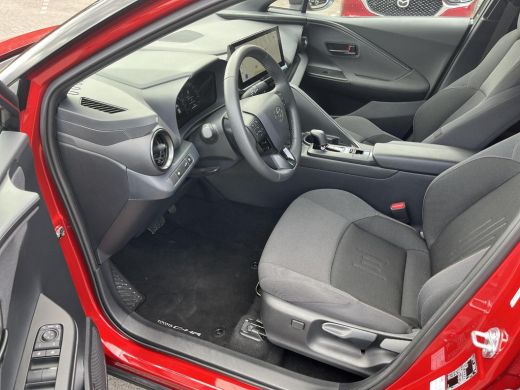 Toyota C-HR 1.8 Hybrid 140 First Edition | Navigatie | Apple CarPlay/Android auto | Achteruitrijcamera | Elek... ActivLease financial lease