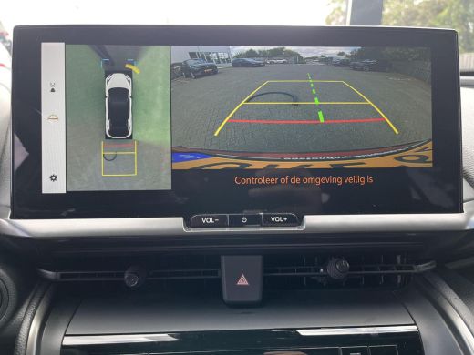 Toyota C-HR 1.8 Hybrid 140 First Edition | Navigatie | Apple CarPlay/Android auto | Achteruitrijcamera | Elek... ActivLease financial lease