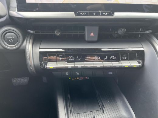 Toyota C-HR 1.8 Hybrid 140 First Edition | Navigatie | Apple CarPlay/Android auto | Achteruitrijcamera | Elek... ActivLease financial lease
