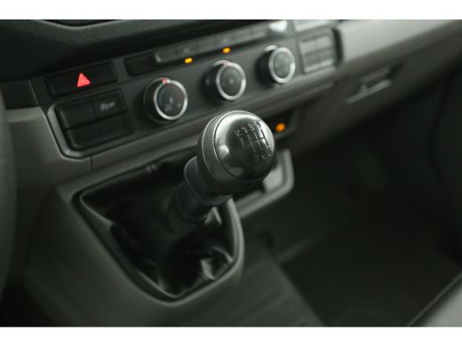 Volkswagen Crafter 2.0 TDI | Bakwagen | Laadklep | Zijdeur | Airco | 3 Zits | Camera | Carplay | Navigatie ActivLease financial lease