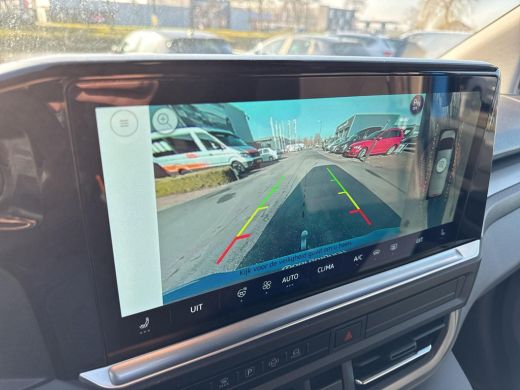 Volkswagen e-Transporter 32 L2H1 Style 64 kWh | Trekhaak | Leder | 8 Pers. | ActivLease financial lease