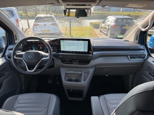 Volkswagen e-Transporter 32 L2H1 Style 64 kWh | Trekhaak | Leder | 8 Pers. | ActivLease financial lease