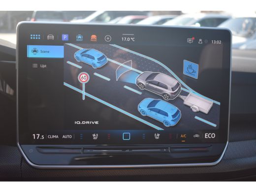 Volkswagen Golf GTE 272PK VERLENGDE GARANTIE | Vienna leder pakket | Head-up display | Schuif-kanteldak | Elektri... ActivLease financial lease