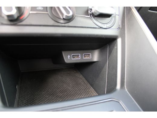 Volkswagen Polo 1.0 TSI Comfortline | Adaptive Cruise Control | Airco | Handgeschakeld | | Airco | Bluetooth tele... ActivLease financial lease