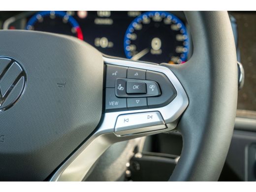 Volkswagen Polo R-Line Edition | Achteruitrijcamera (Rear View) | Panoramisch schuif-, kanteldak, elektrisch bedi... ActivLease financial lease