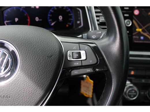 Volkswagen T-Roc 1.5 TSI Sport | AUTOMAAT | Navigatie | Adaptieve Cruise Control | Bluetooth | Climate Control | |... ActivLease financial lease