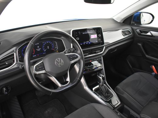 Volkswagen T-Roc 1.5 TSI Style 7-DSG 150pk | Trekhaak | Adaptief cruise control | dodehoekdetectie | Navigatie via... ActivLease financial lease