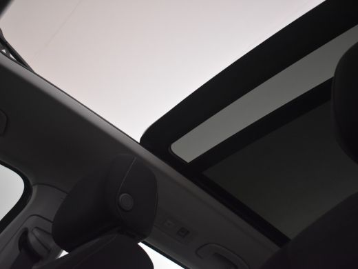 Volkswagen Tiguan 1.4 TSI eHybrid Business+ 245pk | Glazen Panoramadak | Trekhaak uitklapbaar | Massage stoel | Key... ActivLease financial lease