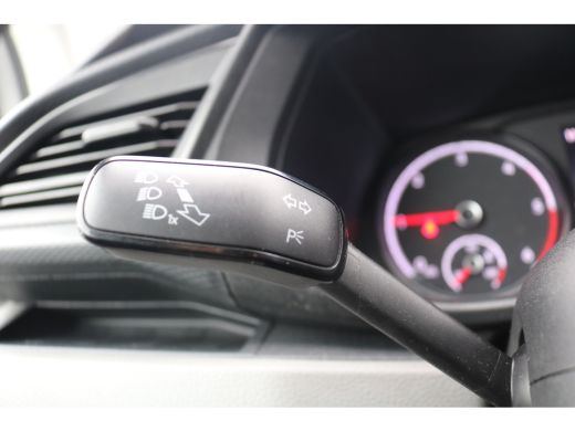 Volkswagen Transporter 2.0 TDI L1 H1 Airco ActivLease financial lease