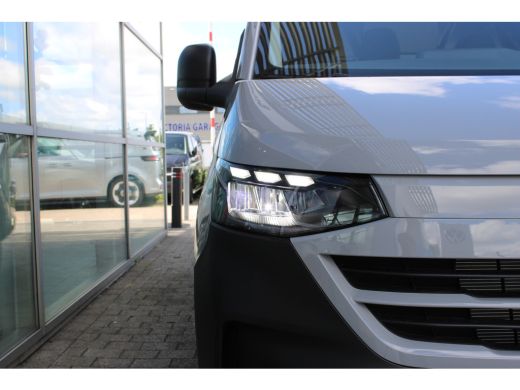 Volkswagen Transporter 2.0 TDI L1 Life | 150 pk | BPM VRIJ | Apple Carplay | Full LED | Bijrijdersbank | Achteruitrij Ca... ActivLease financial lease