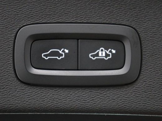 Volvo  C40 Recharge Twin Intro Edition 78 kWh | Panoramadak | 360 Camera | Stoelverwarming | Harman/Kardon |... ActivLease financial lease