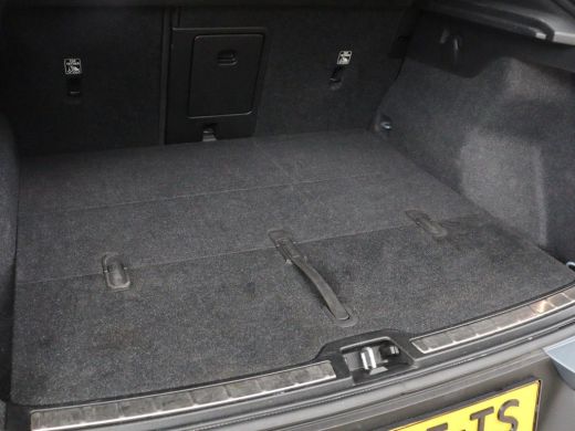 Volvo  C40 Recharge Twin Intro Edition 78 kWh | Panoramadak | 360 Camera | Stoelverwarming | Harman/Kardon |... ActivLease financial lease