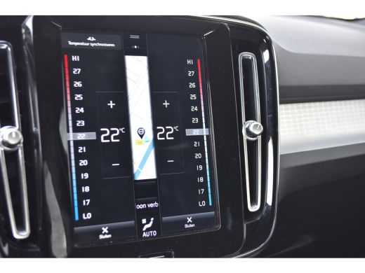 Volvo  XC40 1.5 T2 Business Pro | Lichtmetalen velgen 5-spaaks 19" | Rijstrooksensor met correctie ActivLease financial lease