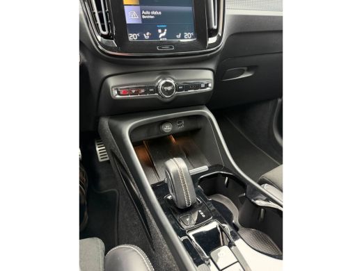 Volvo  XC40 1.5 T3 R-Design H&K-Camera-Stuur/stoel verw-Keyless ActivLease financial lease