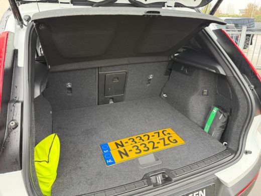 Volvo  XC40 1.5 T3 R-Design H&K-Camera-Stuur/stoel verw-Keyless ActivLease financial lease