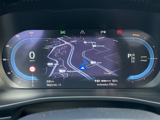 Volvo  XC40 Recharge P8 AWD R-Design | SoH 90% | Panoramadak | Trekhaak | Camera | ActivLease financial lease