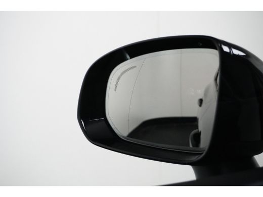 Volvo  XC60 2.0 T6 Plug-in hybrid AWD Plus Dark | Panoramadak | Stoel- & stuurverwarming | Keyless | 20" | Ca... ActivLease financial lease