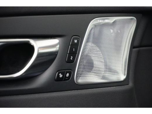 Volvo  XC60 2.0 T8 AWD Polestar Engineered Full option!! | 22 inch velgen | Achteruitrijcamera | Elektrisch g... ActivLease financial lease