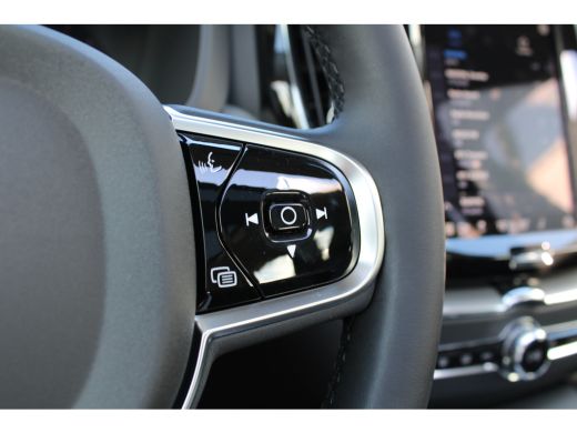 Volvo  XC60 T6 AWD Plus Bright | 360 camera | Stoel + Stuurverwarming |  Panoramadak | ActivLease financial lease