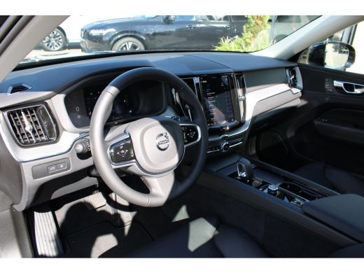 Volvo  XC60 T6 AWD Plus Bright | 360 camera | Stoel + Stuurverwarming |  Panoramadak | ActivLease financial lease