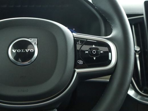 Volvo  XC90 2.0 T8 Plug-in hybrid AWD Ultra Dark | Luchtvering | Trekhaak | Harman Kardon | 360 Camera | Verw... ActivLease financial lease