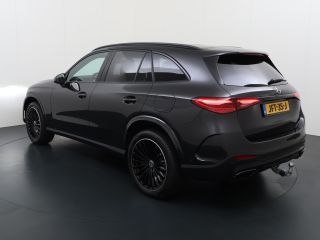 Mercedes-Benz GLC 300e AMG // Trekhaak // Burmester // 360 Camera // Memory // 20 inch // Carplay