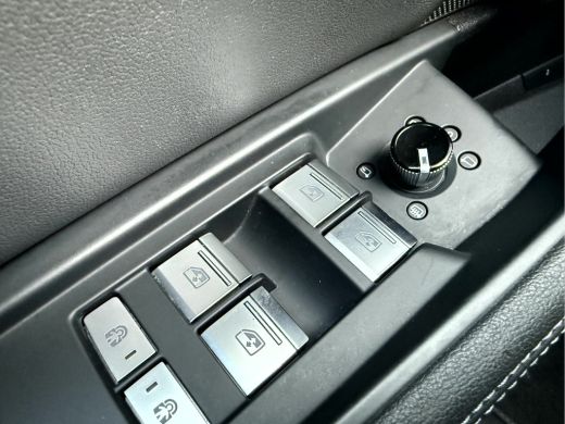 Audi e-tron 50 quattro edition Black SOH 91%,  21''Lmv, Panoramadak Camera, App Connect ActivLease financial lease