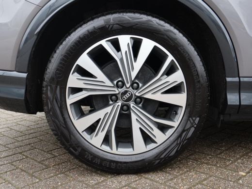 Audi Q4 e-tron 40 LAUNCH EDITION ADVANCED 77KWH + WEGKL. TREKHAAK | SPORTSTOELEN | ADAPTIVE CRUISE | CARPLAY | S... ActivLease financial lease