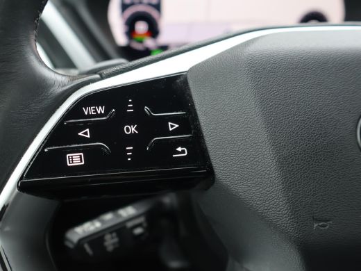 Audi Q4 e-tron 40 LAUNCH EDITION ADVANCED 77KWH + WEGKL. TREKHAAK | SPORTSTOELEN | ADAPTIVE CRUISE | CARPLAY | S... ActivLease financial lease