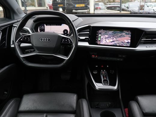 Audi Q4 e-tron 40 LAUNCH EDITION ADVANCED 77KWH + WEGKL. TREKHAAK | SPORTSTOELEN | ADAPTIVE CRUISE | CARPLAY | S... ActivLease financial lease