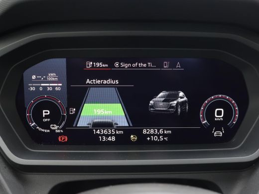 Audi Q4 e-tron 40 LAUNCH EDITION ADVANCED 77KWH + WEGKL. TREKHAAK | SPORTSTOELEN | ADAPTIVE CRUISE | CARPLAY | S... ActivLease financial lease