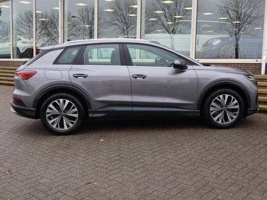 Audi Q4 e-tron 40 LAUNCH EDITION ADVANCED 77KWH + WEGKL. TREKHAAK | SPORTSTOELEN | ADAPTIVE CRUISE | CARPLAY | S... ActivLease financial lease