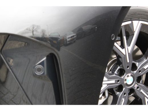 BMW 1 Serie 120 M Sport Automaat / Sportstoelen / Achteruitrijcamera ActivLease financial lease