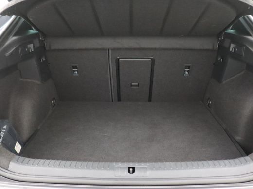 CUPRA Formentor 1.4 e-Hybrid VZ Performance 245PK DSG SOH 99%, Pano-Schuifdak, Trekhaak, Supersportstuur, Leder, ... ActivLease financial lease