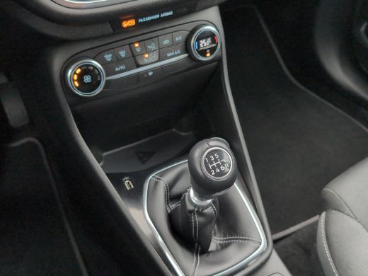 Ford Fiesta 1.0 Titanium | Cruise Control | Apple Carplay | Navigatie | Climate Control | PDC | Achteruitrijc... ActivLease financial lease