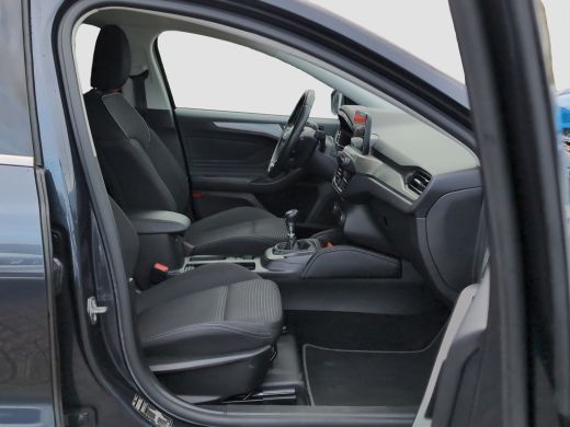 Ford Focus Wagon 1.0 Hybrid Titanium X Business | Trekhaak | Stoelverwarming | Cruise Control | Apple Carpla... ActivLease financial lease