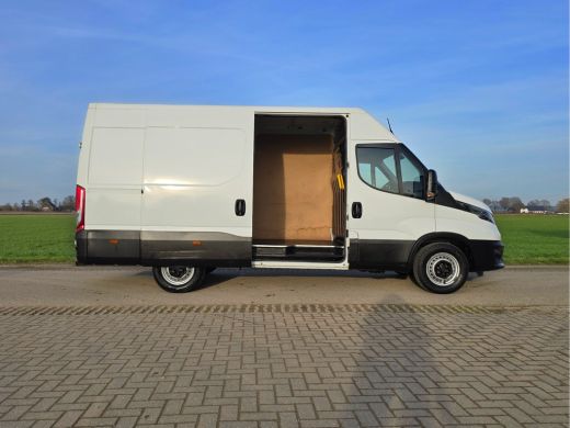 Iveco Daily 35S14V 2.3 352L H2 - 140 Pk - Climate Control - Cruise Control ActivLease financial lease