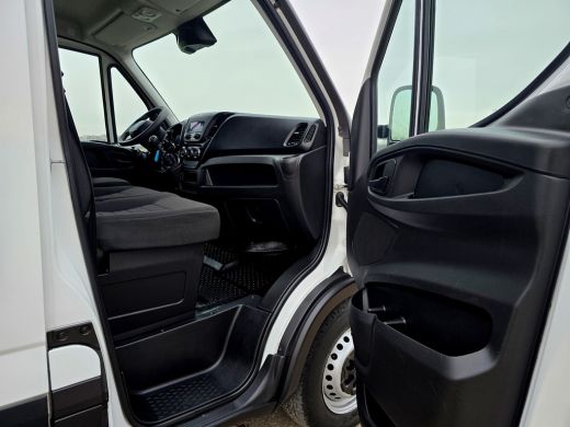Iveco Daily 35S14V 2.3 352L H2 - 140 Pk - Euro 6 - Climate Control - Cruise Control ActivLease financial lease