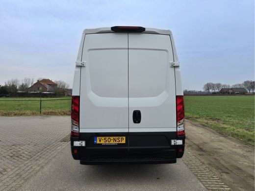 Iveco Daily 35S14V 2.3 352L H2 - 140 Pk - Euro 6 - Climate Control - Cruise Control ActivLease financial lease
