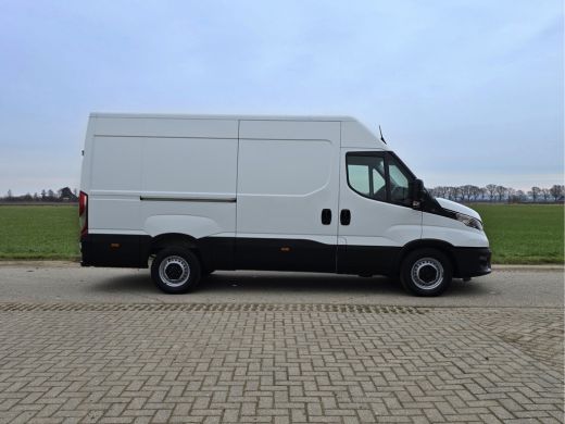 Iveco Daily 35S14V 2.3 352L H2 - 140 Pk - Euro 6 - Climate Control - Cruise Control ActivLease financial lease