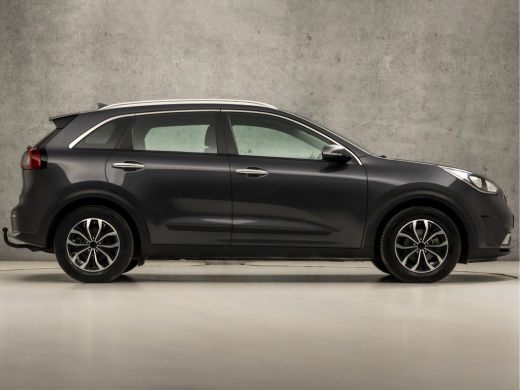 Kia Niro 1.6 GDi Hybrid Executive Sport 142Pk Automaat (APPLE CARPLAY, NAVIGATIE, CAMERA, LEDER, TREKHAAK,... ActivLease financial lease
