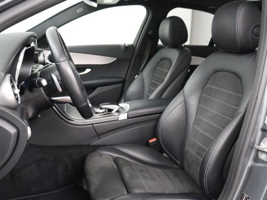 Mercedes-Benz C-Klasse 300e AMG | Panoramadak | 360 Camera | Stoelverwarming | Leder/Alcantara | Carplay | Sfeerverlicht... ActivLease financial lease