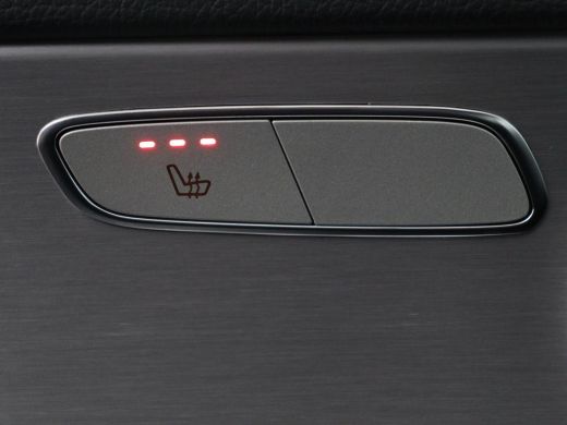 Mercedes-Benz C-Klasse 300e AMG | Panoramadak | 360 Camera | Stoelverwarming | Leder/Alcantara | Carplay | Sfeerverlicht... ActivLease financial lease